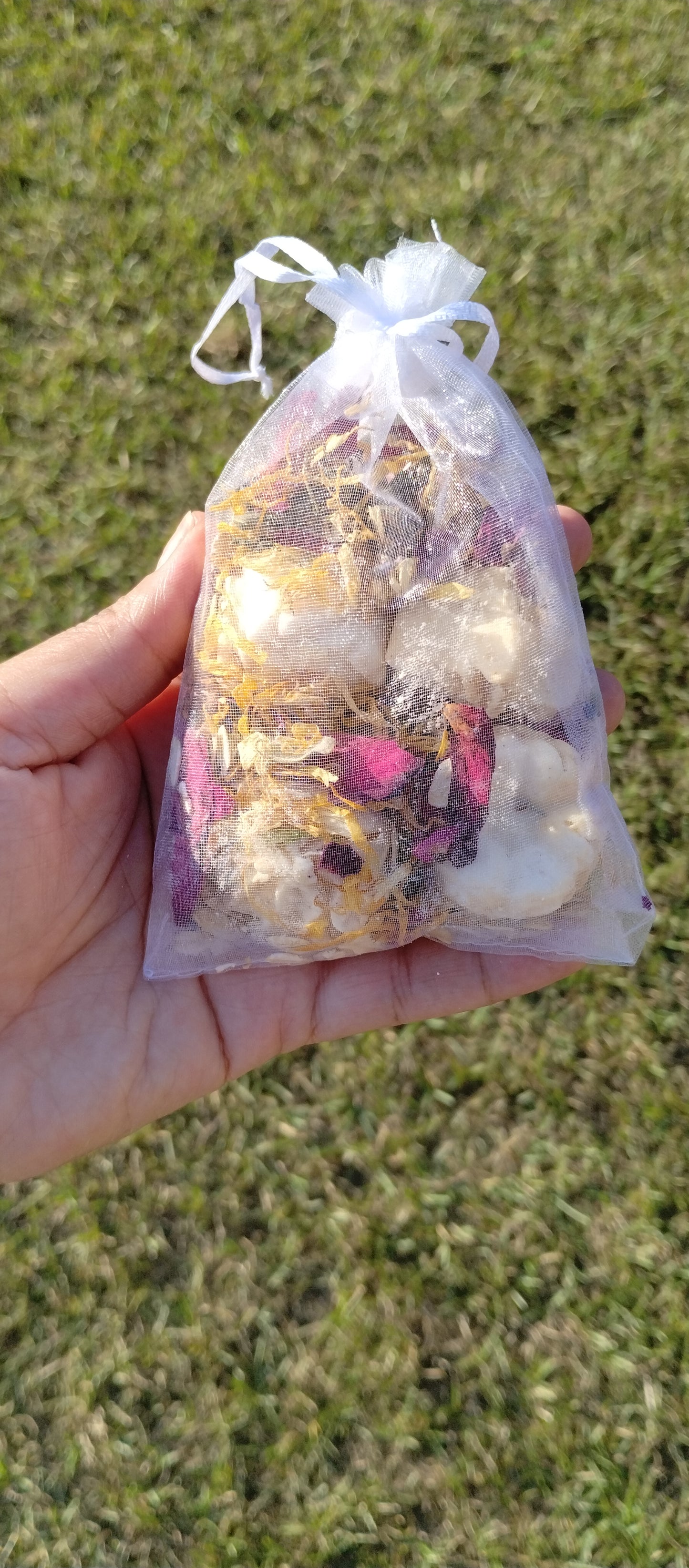 HERBAL OATMEAL SOAP BAGS
